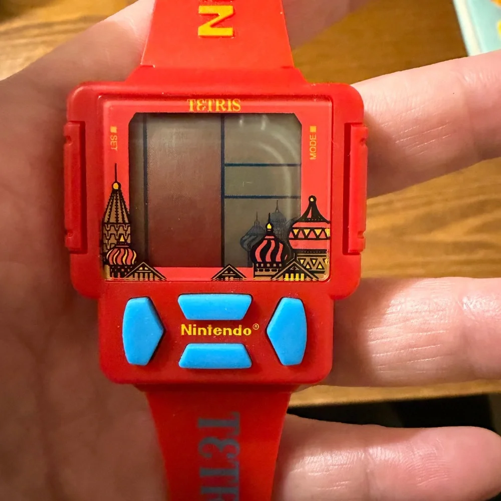 Nintendo Tetris Red LCD Game Watch 1990